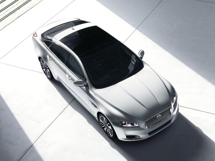  Jaguar XJ Ultimate 2012 года  (фото 20 из 54)
